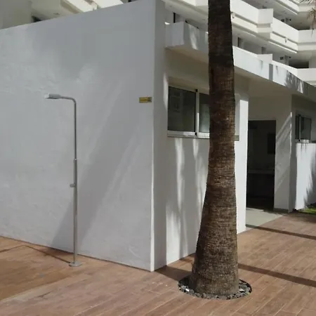 Coconut Friendly Feriehus *
